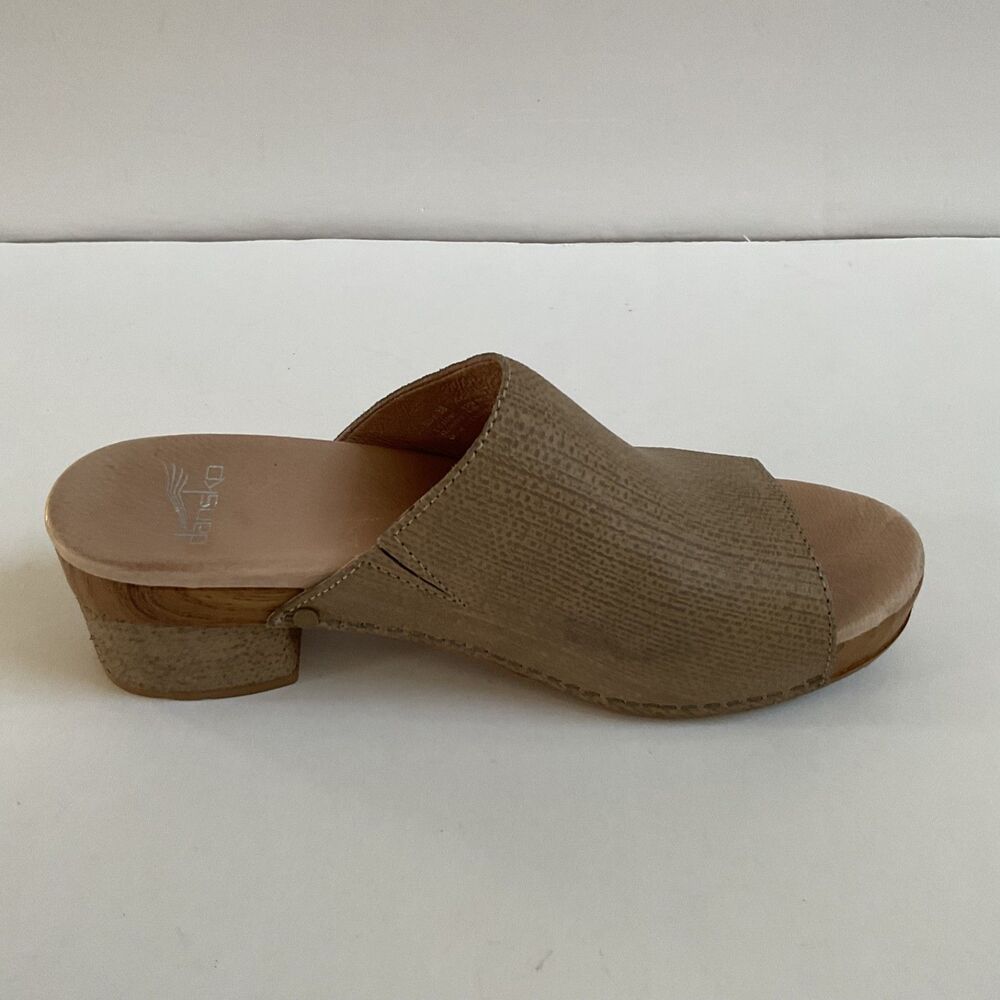 Dansko Maci Women’s 38 US 7.5-8 Taupe Textured Leather Open-Toe Slide Sandals - Picture 3 of 10